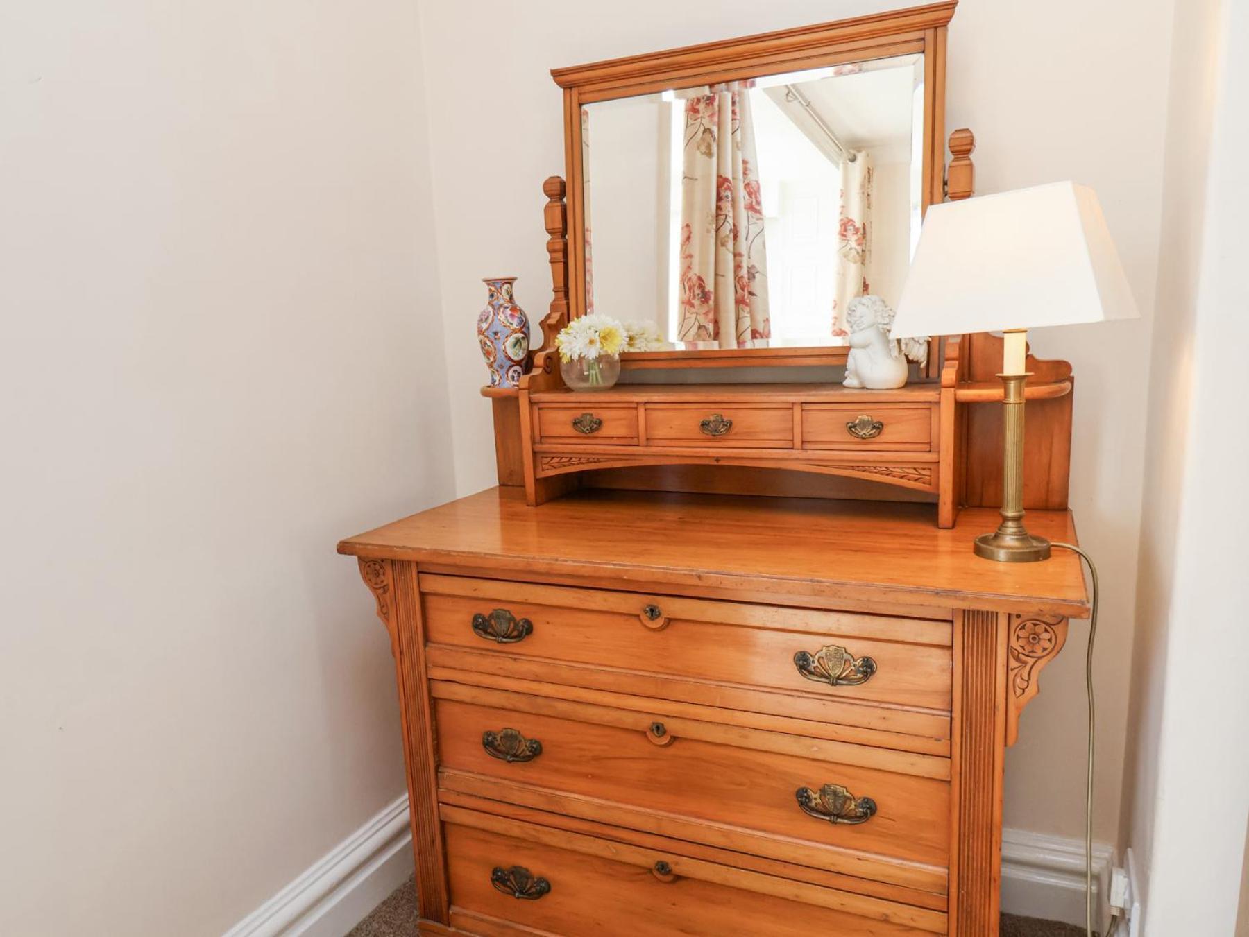 Mayfield Manor Whitby Bagian luar foto
