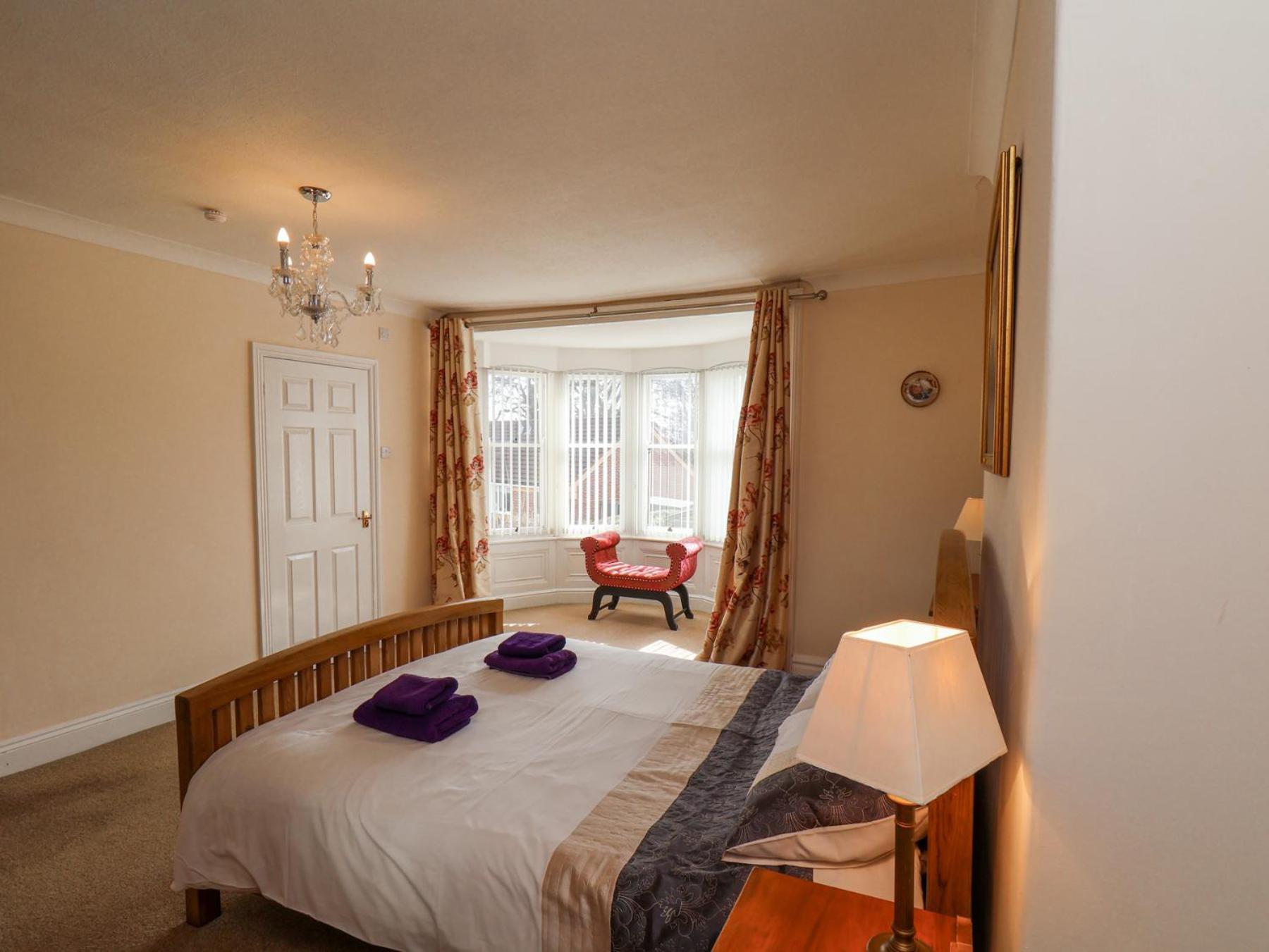 Mayfield Manor Whitby Bagian luar foto