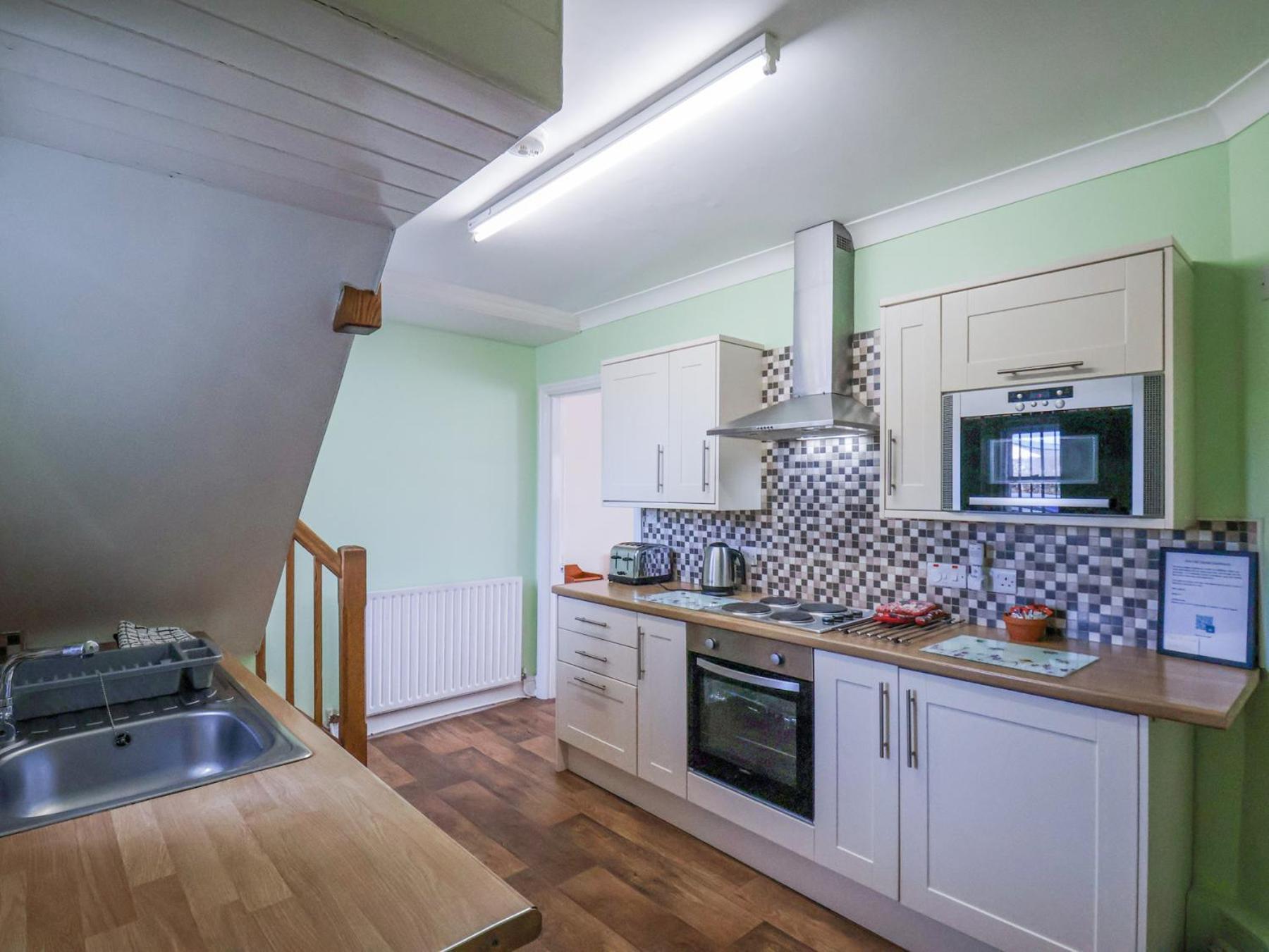 Mayfield Manor Whitby Bagian luar foto